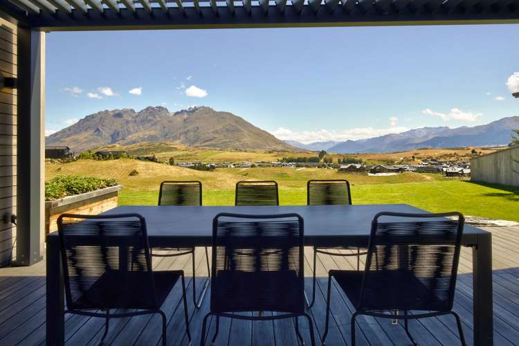 97 Spur Ridge Rise Jacks Point_10