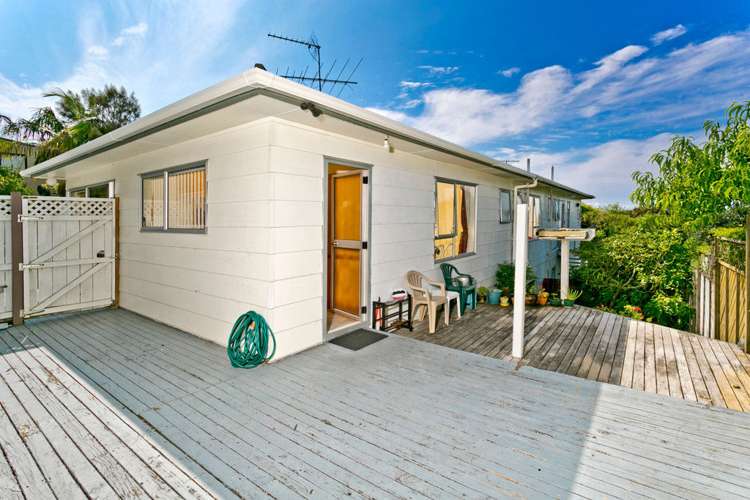 2/121 Mokoia Road Birkenhead_11