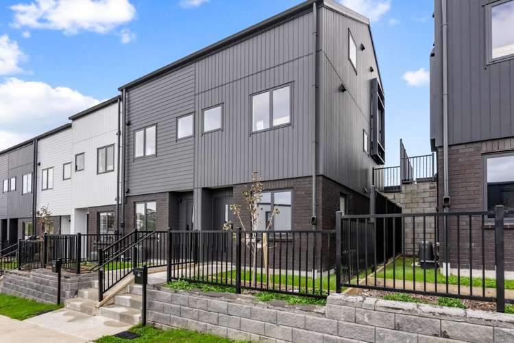 3/2 Firebrick Way Hobsonville_17