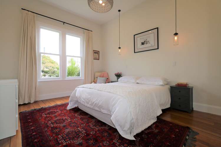 18 Clifton Avenue Carterton_8