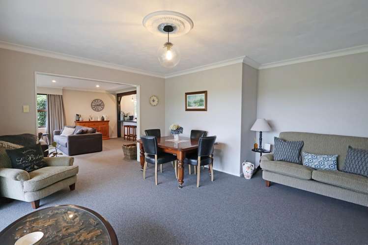 384 Flora Road East Makarewa_11