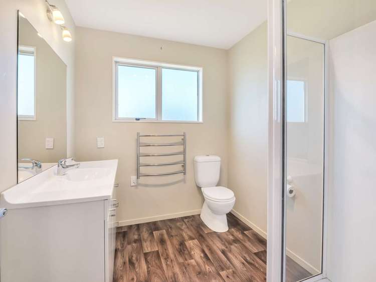 3 Mowhia Grove Waitarere Beach_17