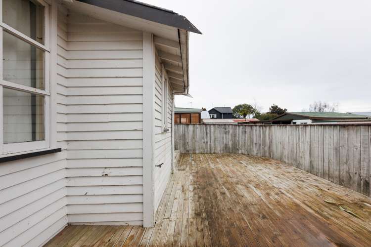 64 Lyndhurst Street Takaro_15