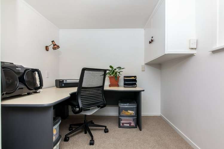 65 Royal View Road Te Atatu South_15