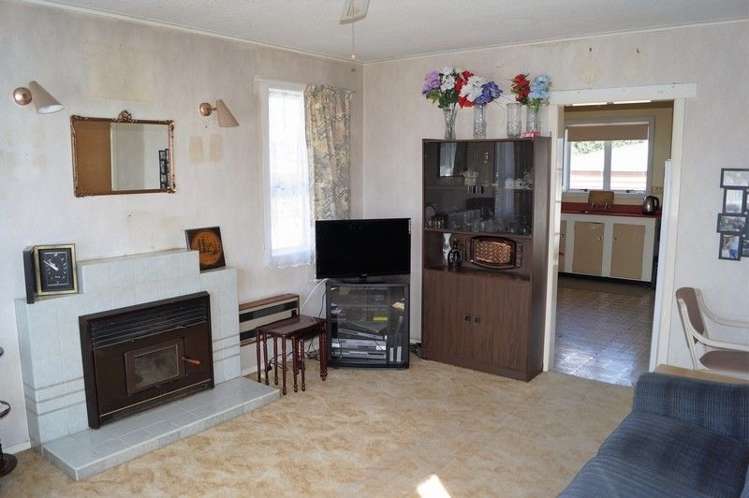 15 George Street Papakura_8