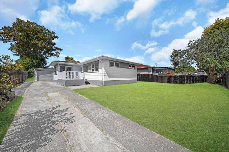 27 Sandrine Avenue_0