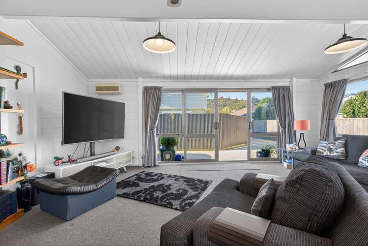 25A Gibbs Crescent Wainuiomata_16