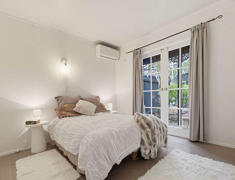 14B South Lynn Road Titirangi_9
