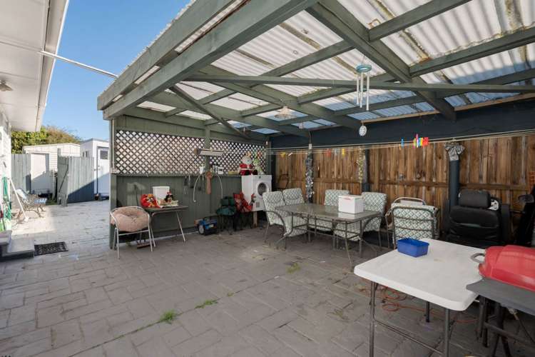 89 View Road Henderson_13