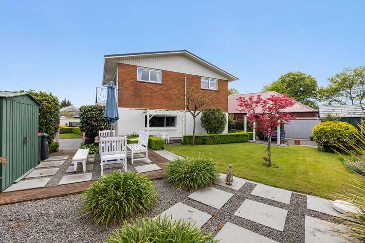 154 Mays Road St Albans_22