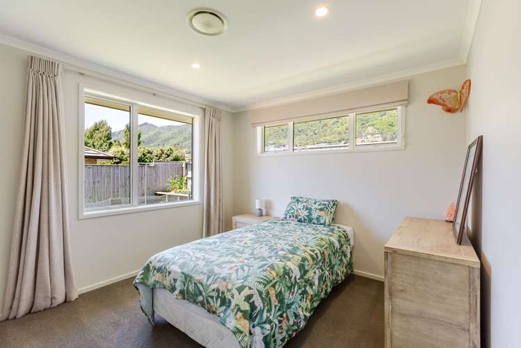 22 Mahia Lane Waikanae_10