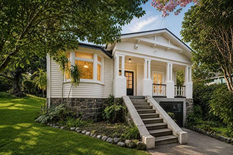 590 Mount Albert Royal Oak_0