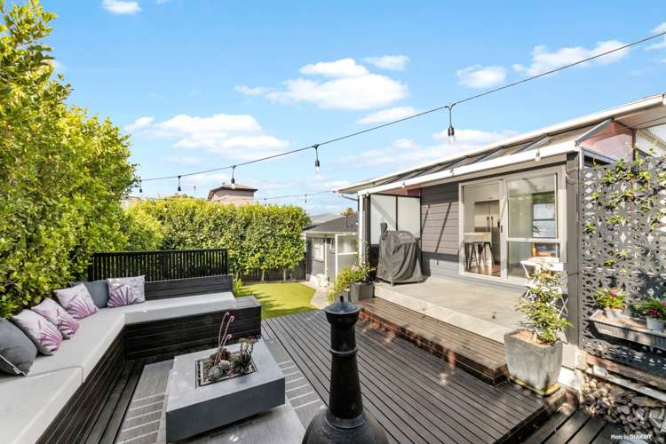 2/210a Blockhouse Bay Road Avondale_3