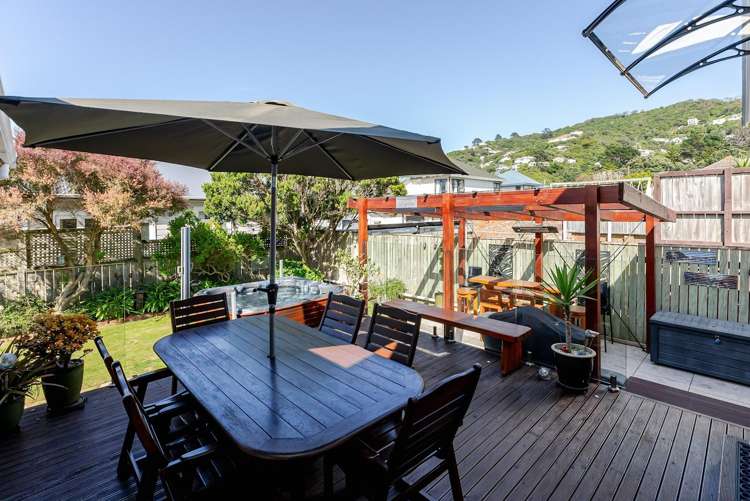 9 Wha Street Lyall Bay_14