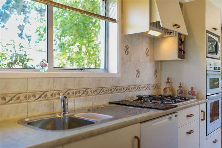 1/2 Camelot Place Glenfield_10