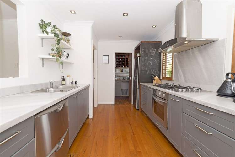 1/13 Essex Street Te Atatu South_10