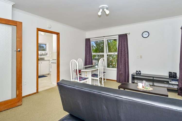 2/58 Taharoto Road Takapuna_4