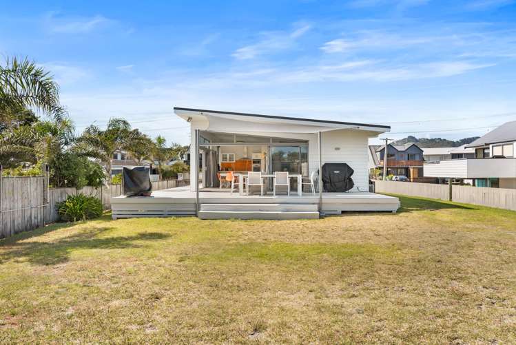 620 Ocean Road Whangamata_1
