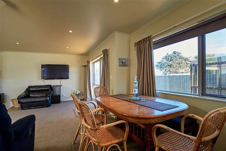 143a Beach Road Kaikoura_11