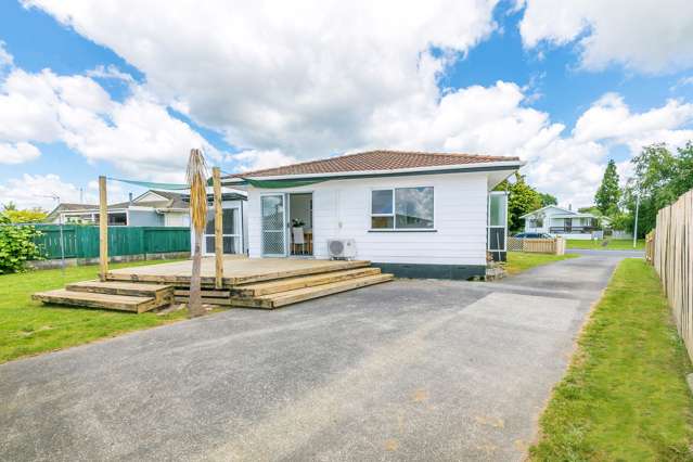 45 Odlin Crescent Nawton_4