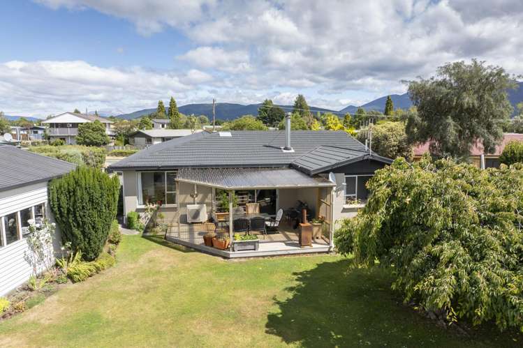 24 Howden Street Te Anau_21