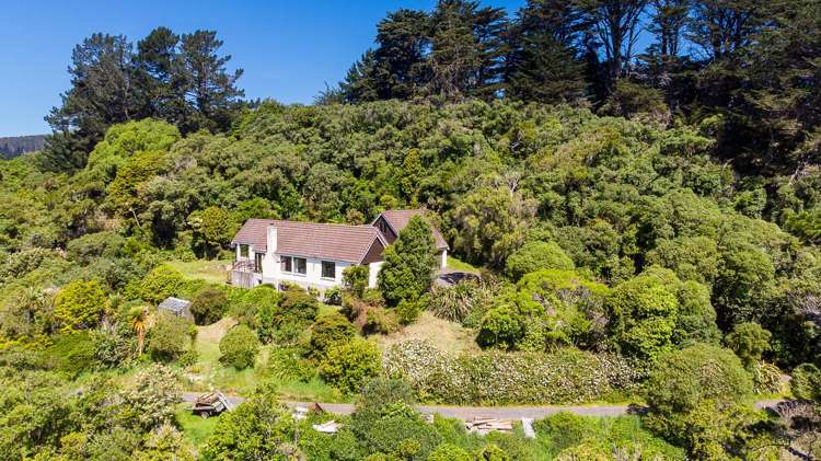 640 Portobello Road Company Bay_29