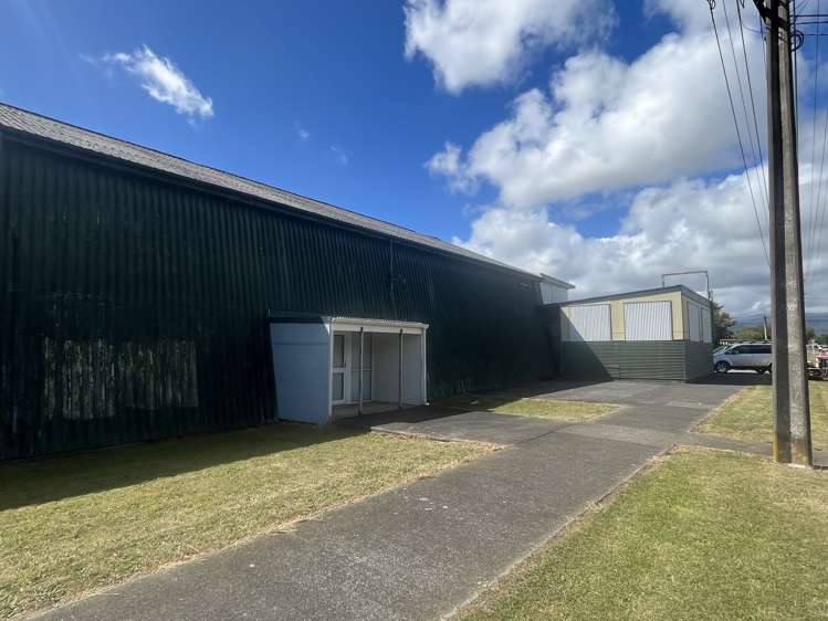 130 Queen Street West Levin_2