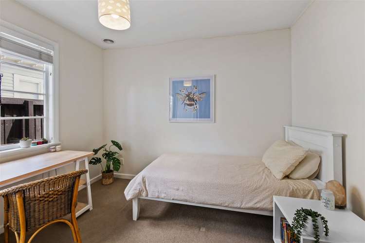 51 Hawkesbury Avenue Saint Albans_12