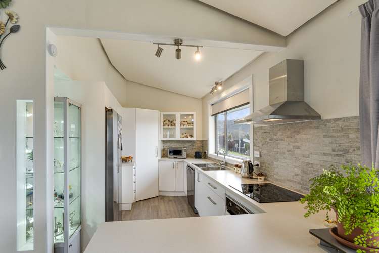 11 Royal Terrace Alexandra_5