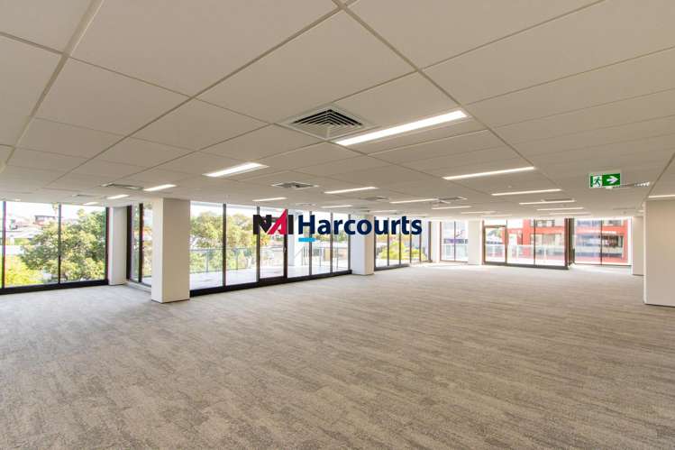 129 Hurstmere Road Takapuna_4