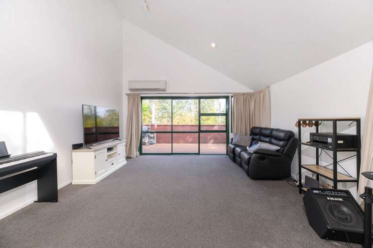 2/924 East Coast Road Northcross_12