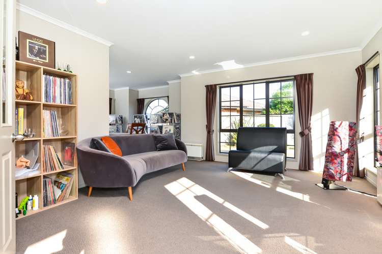 56 Farringdon Avenue Rototuna North_4