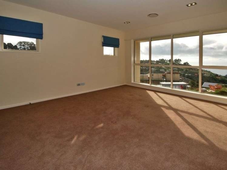 2 Teviotdale Way Richmond Hill_5