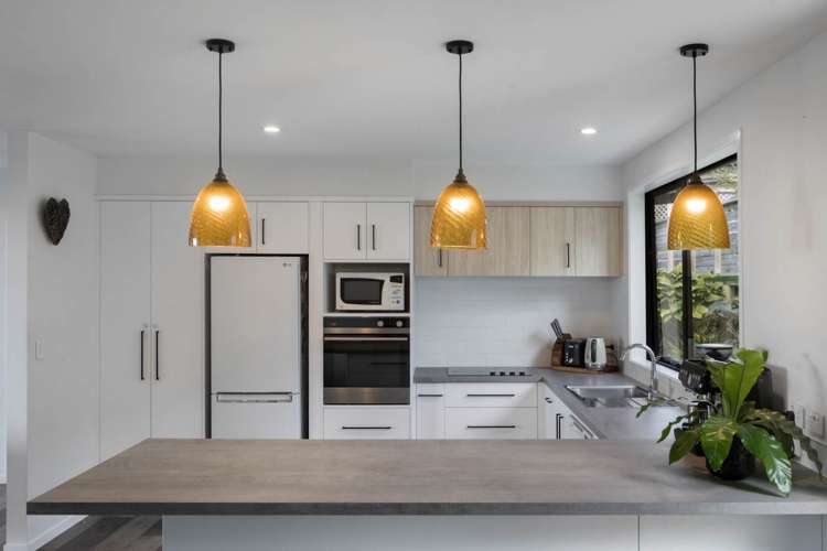 95a Beach Road Waihi Beach_4