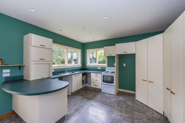 210 Stubbs Road Oxford_11