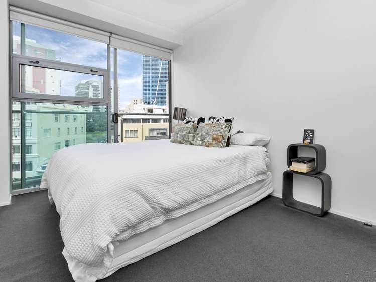 1114/2 Beach Road Auckland Central_7
