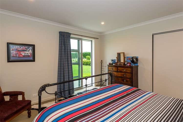 1791 Cust Road Cust_19