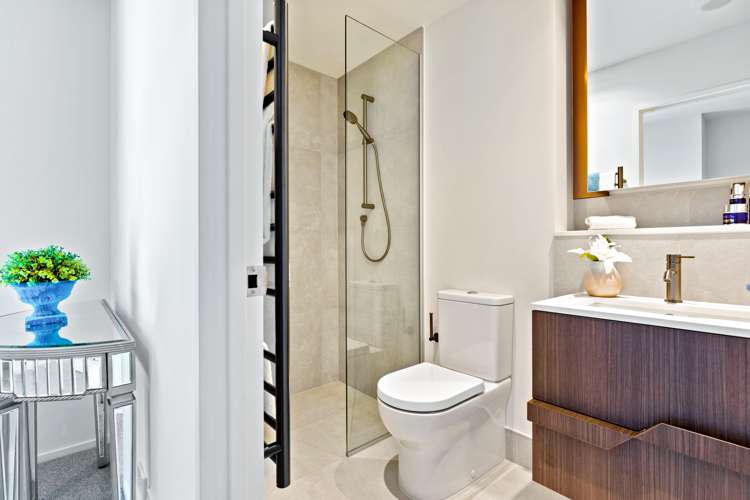 1306/10 Commerce Street Auckland Central_9