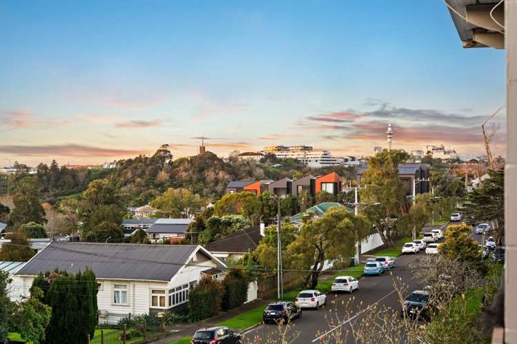 9/8 Western Springs Road Morningside_9