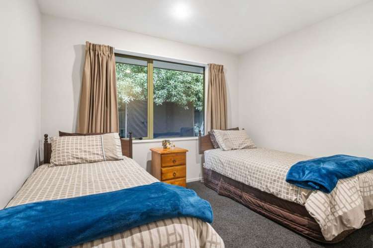 9 Lightning Close Wigram_15