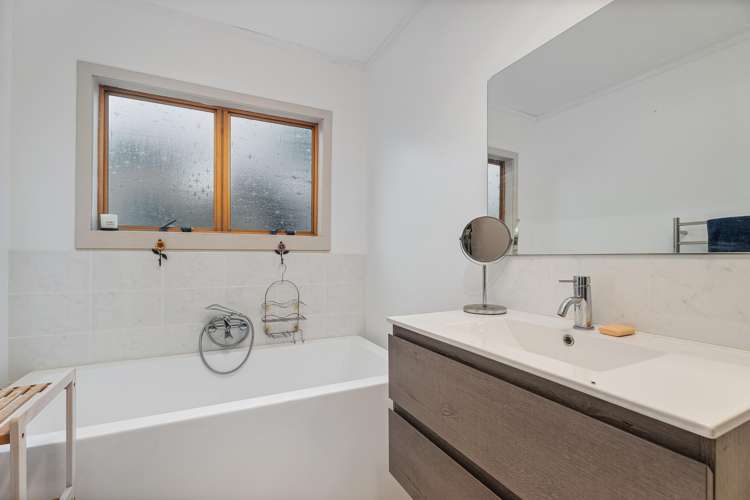 75 Robinson Road Whitianga_13