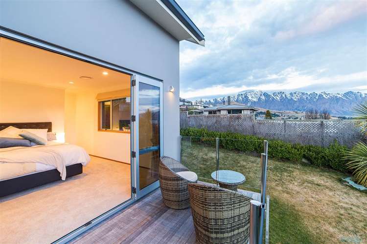 37 Suburb Street Queenstown_7