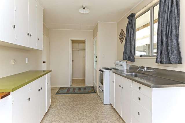 6 Walton Way Flaxmere_2