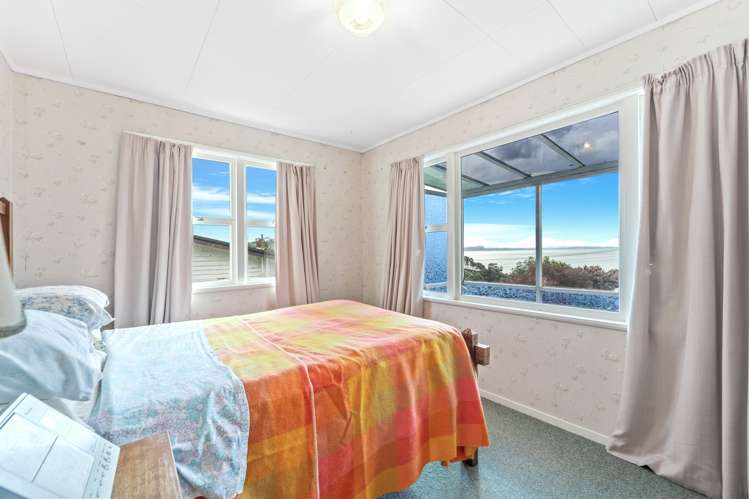 7 Joydon Place Stanmore Bay_15