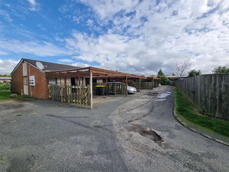 2/14 Pretoria Street Victoria_0