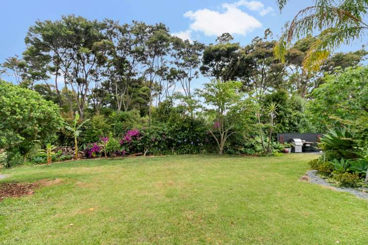 42 Ngarahana Avenue Paremoremo_18