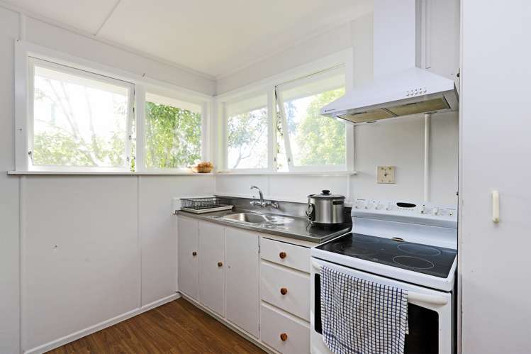 11 Henderson Road Flaxmere_2