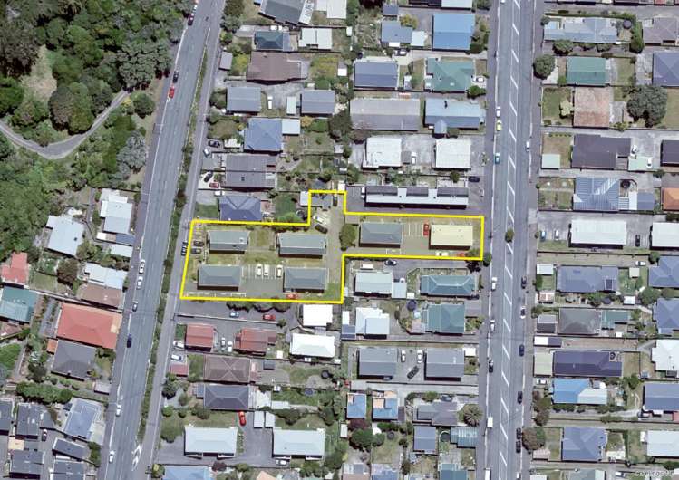 6/127 Queens Drive Lyall Bay_11