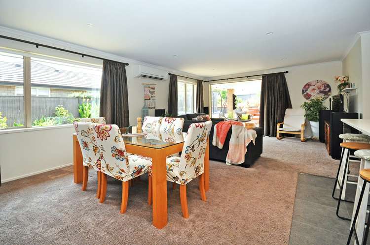 82 Seventh View Avenue Beachlands_7