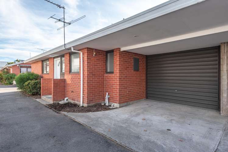 2/61 Caledonian Road Saint Albans_13